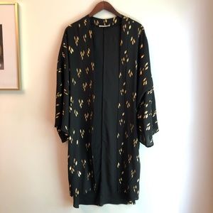 Black and metallic gold kimono